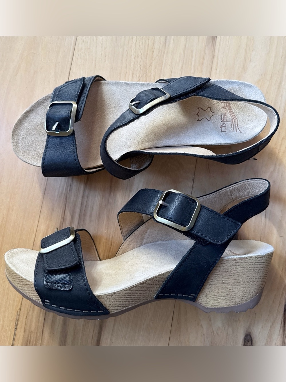 NEW Dansko Trinity Black Leather Wedge Sandals NWOB Size 37 US 6.5-7